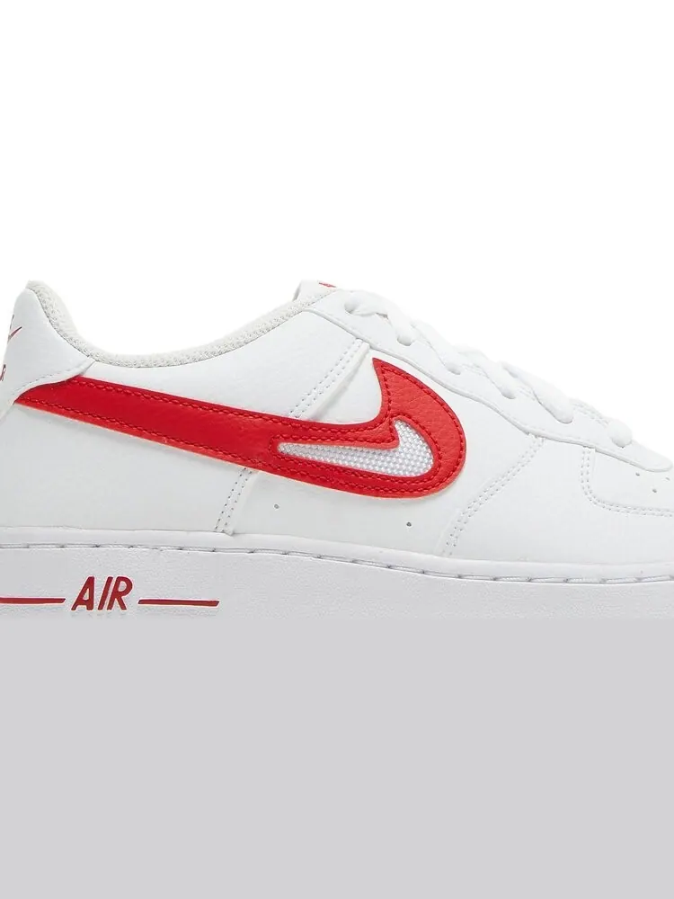 Кроссовки Nike Air Force 1 GS 'Cut-Out Swoosh - White University Red' — изображение 2 из 8, белый