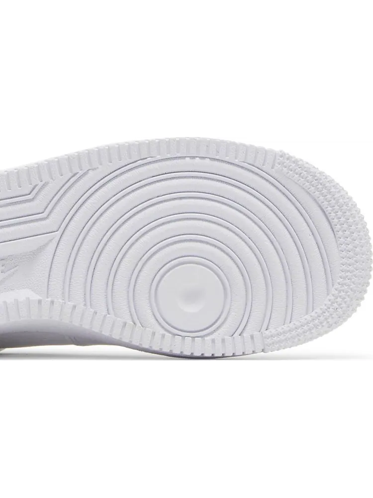 Кроссовки Nike Air Force 1 GS 'Cut-Out Swoosh - White University Red' — изображение 5 из 8, белый