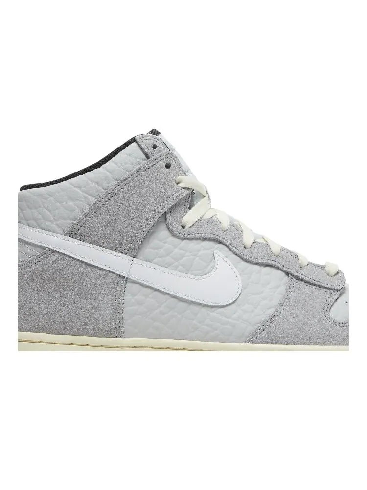 Кроссовки Nike Dunk High — изображение 2 из 4, серый