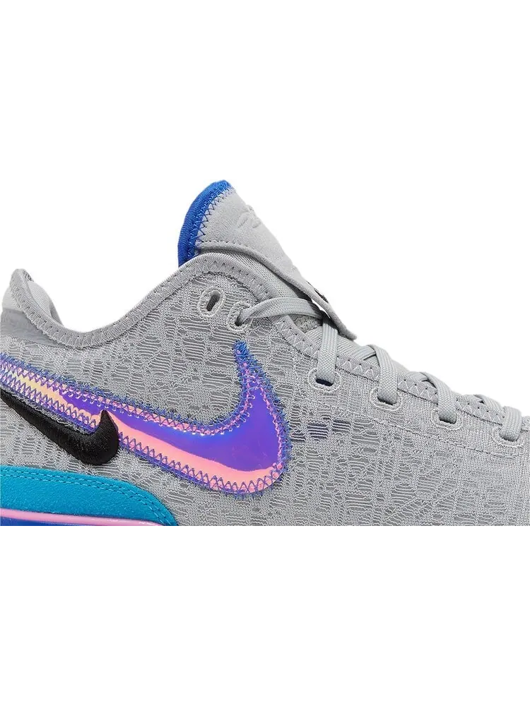 Кроссовки Zoom LeBron NXXT Gen '1984' — изображение 2 из 4, серый