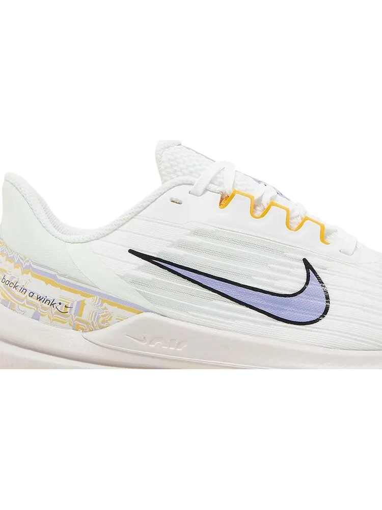 Кроссовки Nike Wmns Air Winflo 9 Premium 'Back In A Wink' — изображение 2 из 8, белый