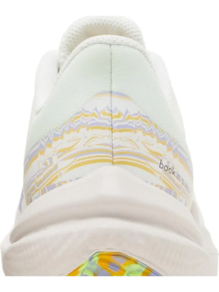 Кроссовки Nike Wmns Air Winflo 9 Premium 'Back In A Wink' — изображение 7 из 8, белый