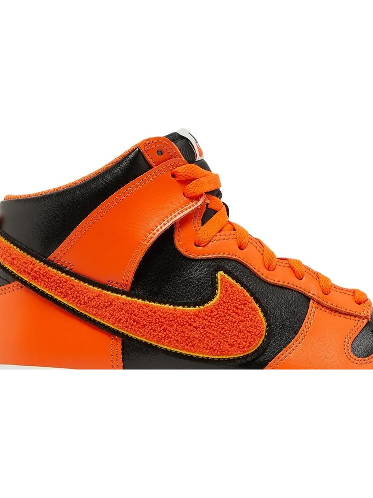 Кроссовки Nike Dunk High 'Chenille Swoosh - Safety Orange' — изображение 2 из 8, черный