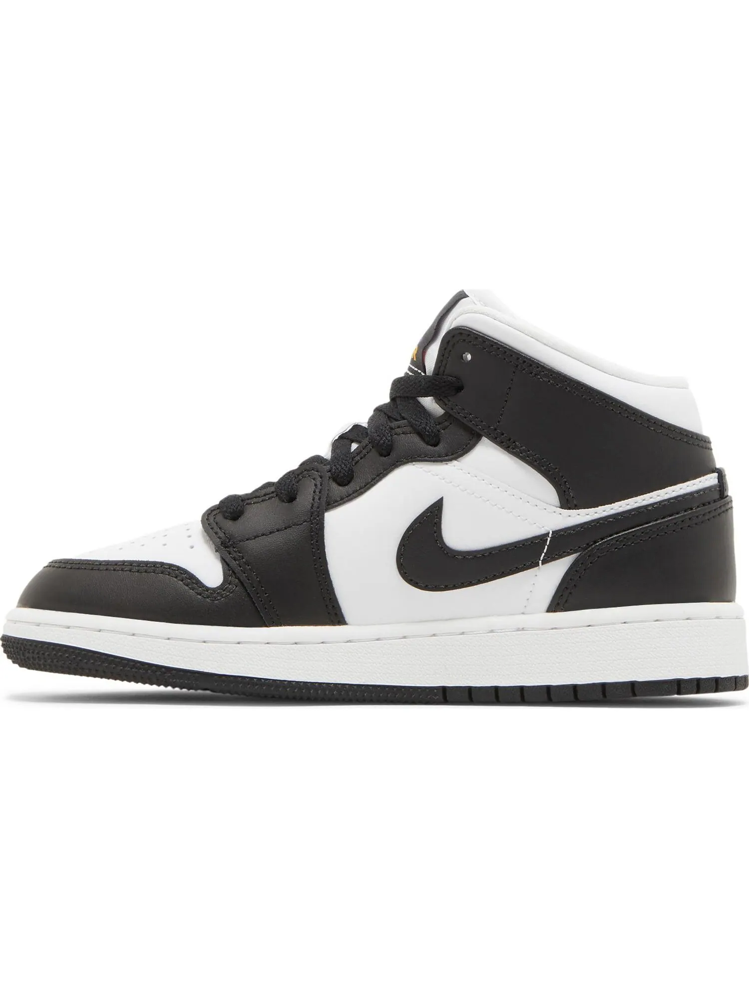 Кроссовки Nike Air Jordan 1 Mid GS — изображение 2 из 5, черный