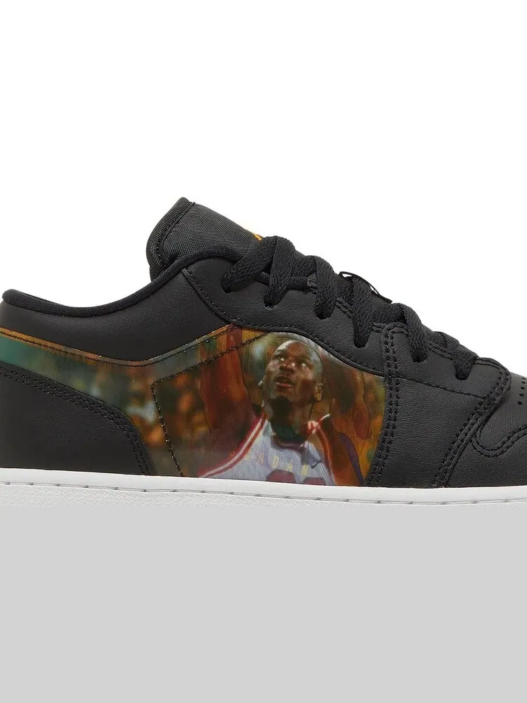 Кроссовки Air Jordan 1 Low GS Hologram — изображение 2 из 8, черный