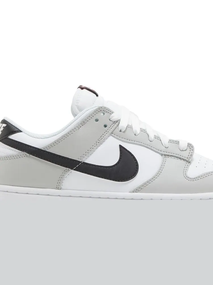 Кроссовки Nike Dunk Low SE 'Lottery Pack - Grey Fog' — изображение 2 из 8, серый