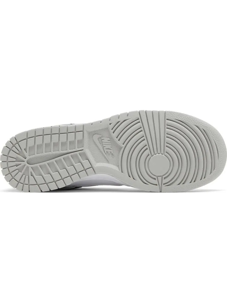 Кроссовки Nike Dunk Low SE 'Lottery Pack - Grey Fog' — изображение 4 из 8, серый