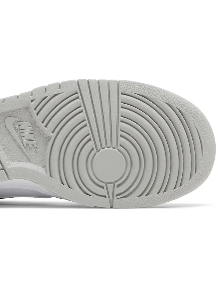 Кроссовки Nike Dunk Low SE 'Lottery Pack - Grey Fog' — изображение 5 из 8, серый
