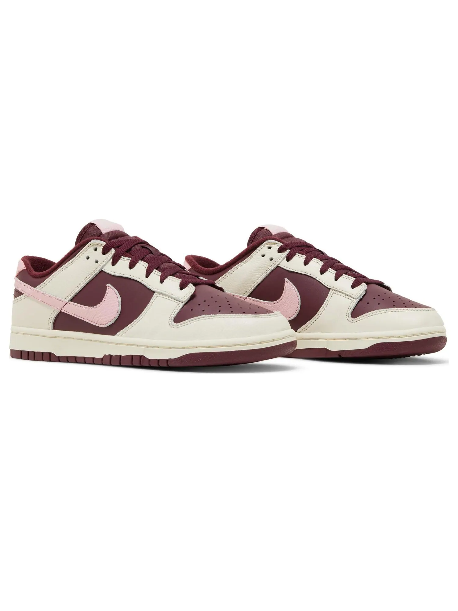 Кроссовки Nike Dunk Low Premium 'Valentine's Day' — изображение 8 из 8, красный