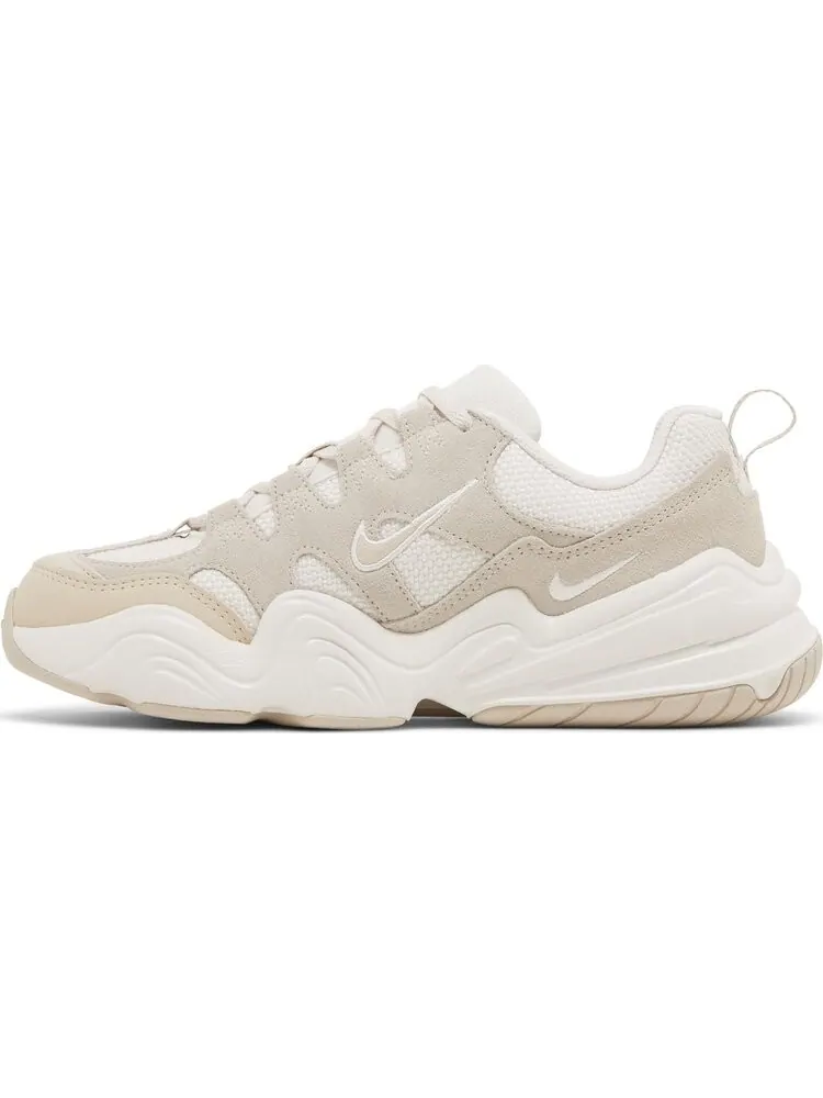 Кроссовки Wmns Tech Hera 'Light Orewood Brown' — изображение 3 из 4, белый