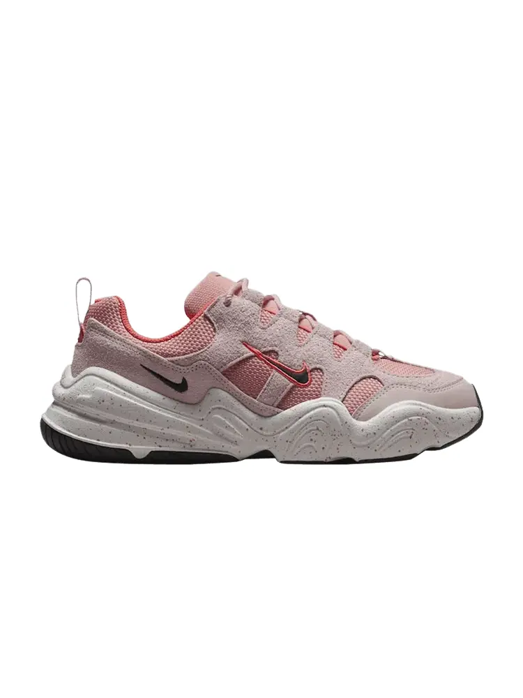 Кроссовки Nike Wmns Tech Hera 'Terra Blush Pink Oxford' — изображение 1 из 1, розовый//черный