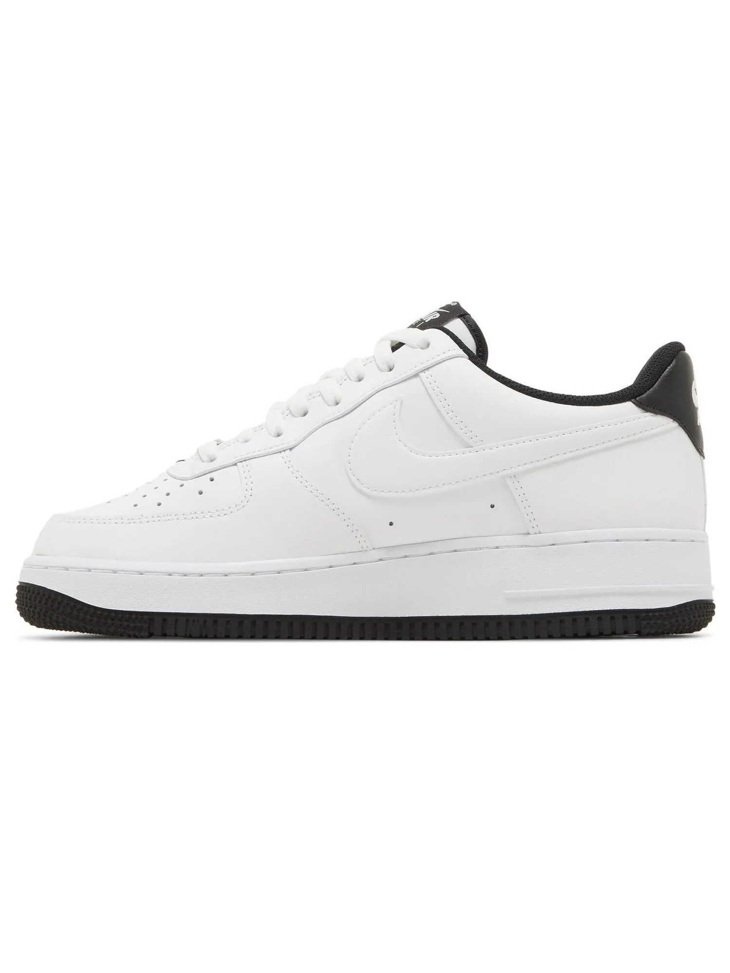 Кроссовки Nike Air Force 1 '07 LV8 'White Black' — изображение 3 из 8, белый