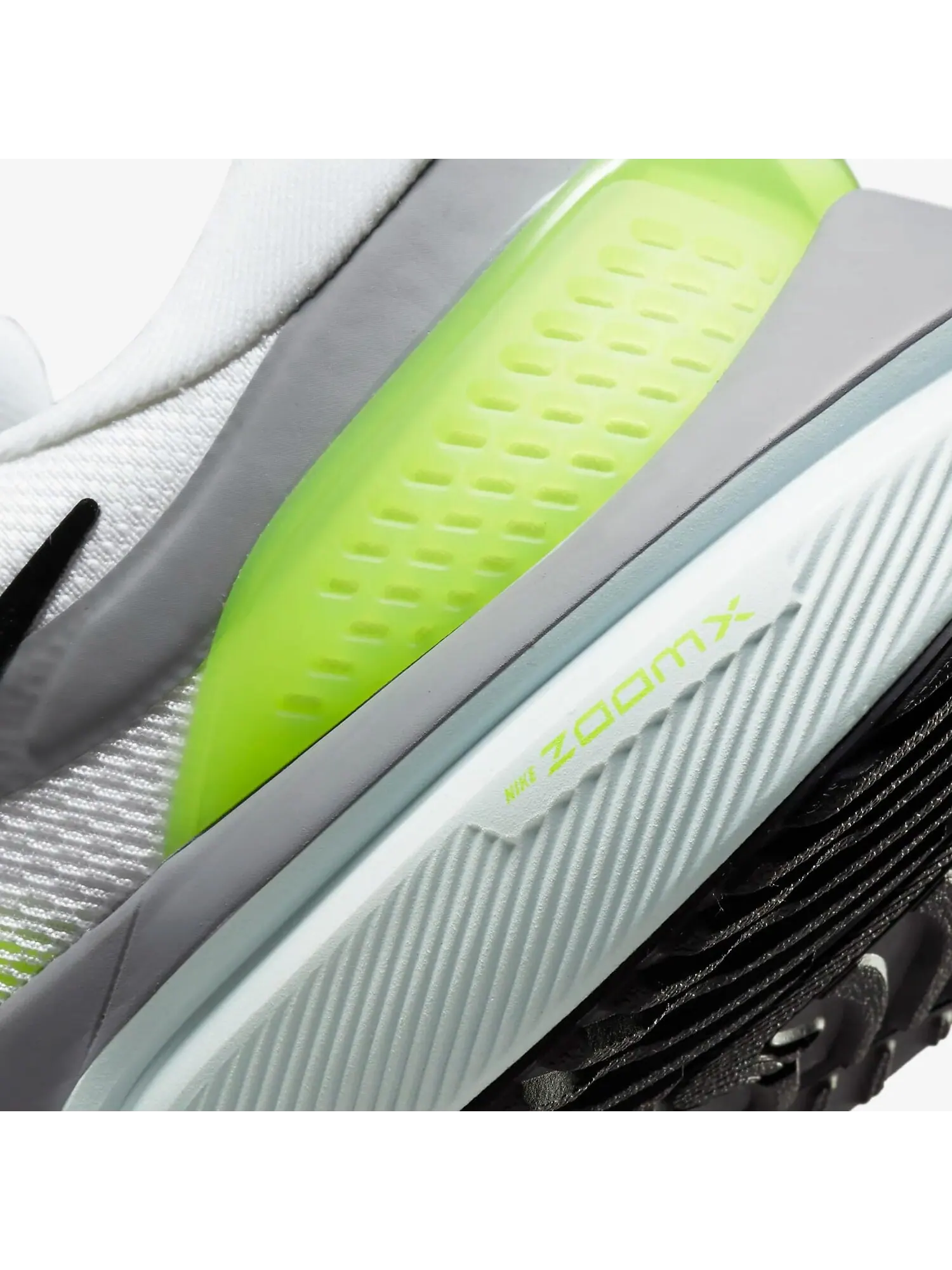 Кроссовки Nike Air Zoom Vomero 16 — изображение 7 из 7, белый/желтый/серый