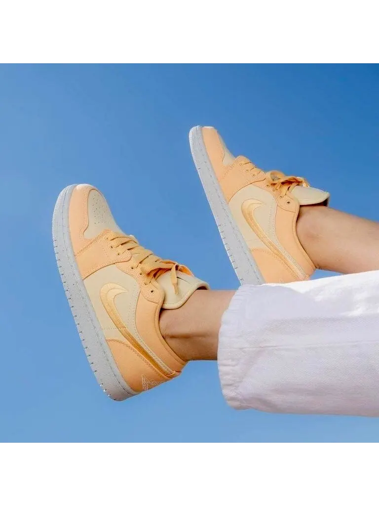 Кроссовки Nike Wmns Air Jordan 1 Low SE 'Celestial Gold', персиковый — изображение 3 из 7
