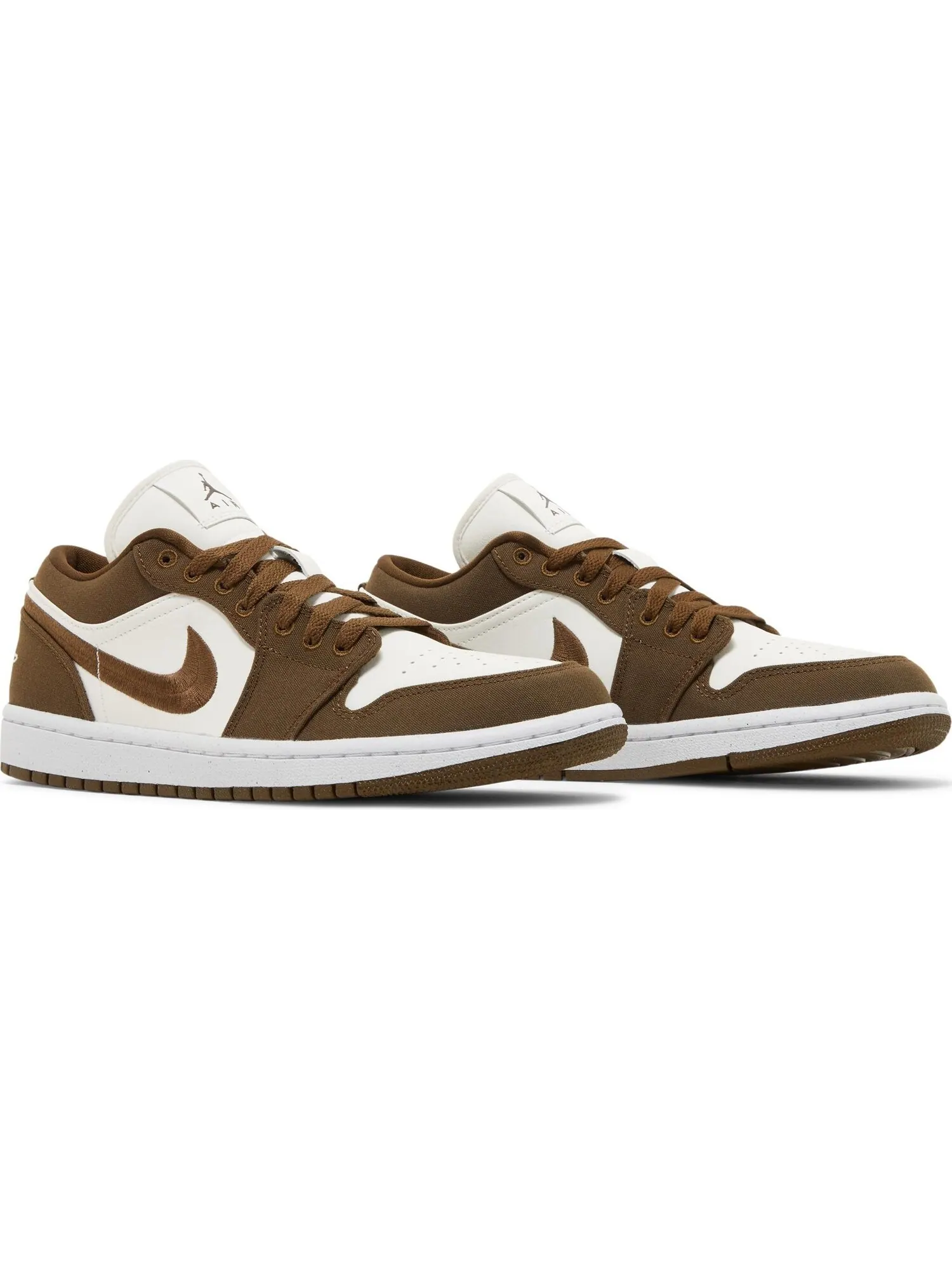 Кроссовки Air Jordan Wmns Air Jordan 1 Low Se — изображение 3 из 6, оливковый