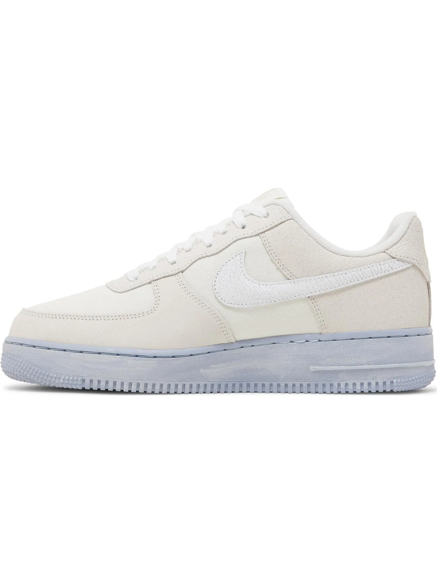 Кроссовки Nike Air Force 1 — изображение 2 из 5, белый