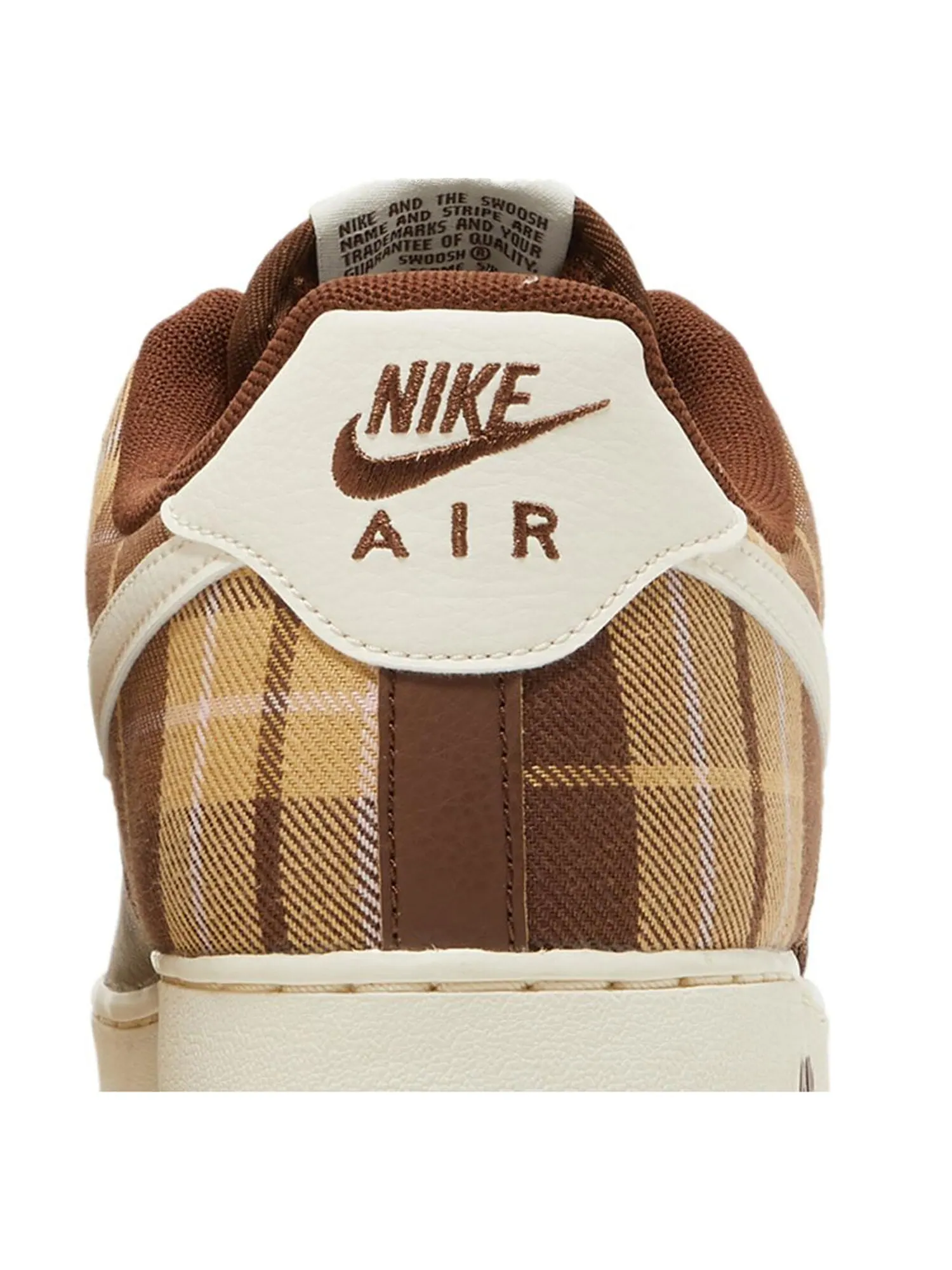 Кроссовки Nike Air Force 1 '07 LX 'Cacao Plaid' — изображение 7 из 8, коричневый