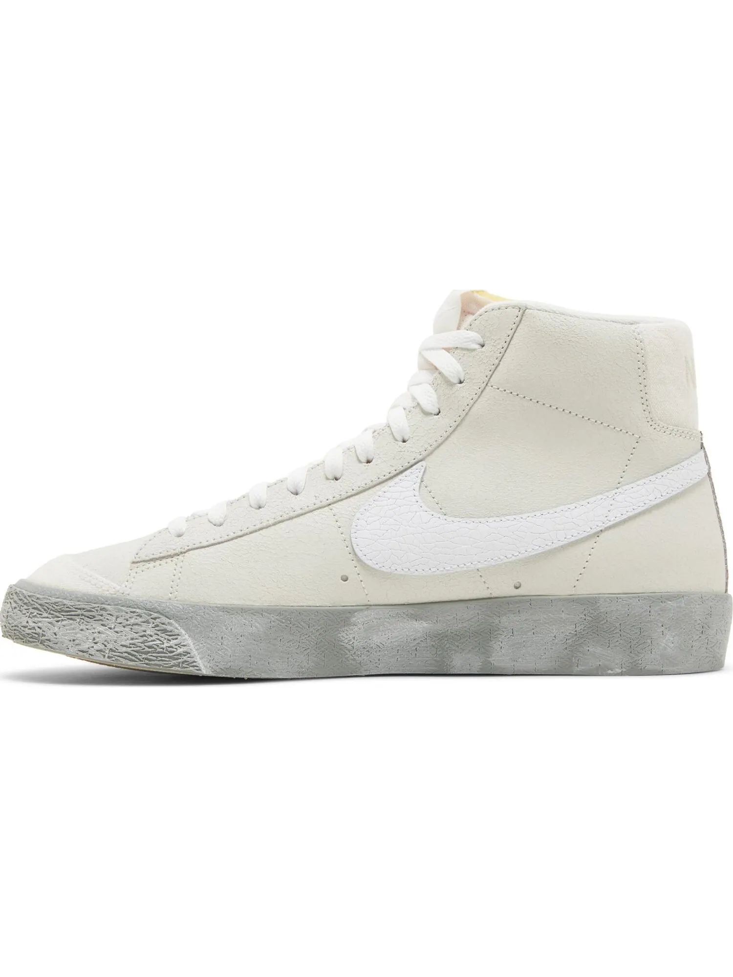 Кроссовки Nike Blazer Mid — изображение 2 из 5, серый