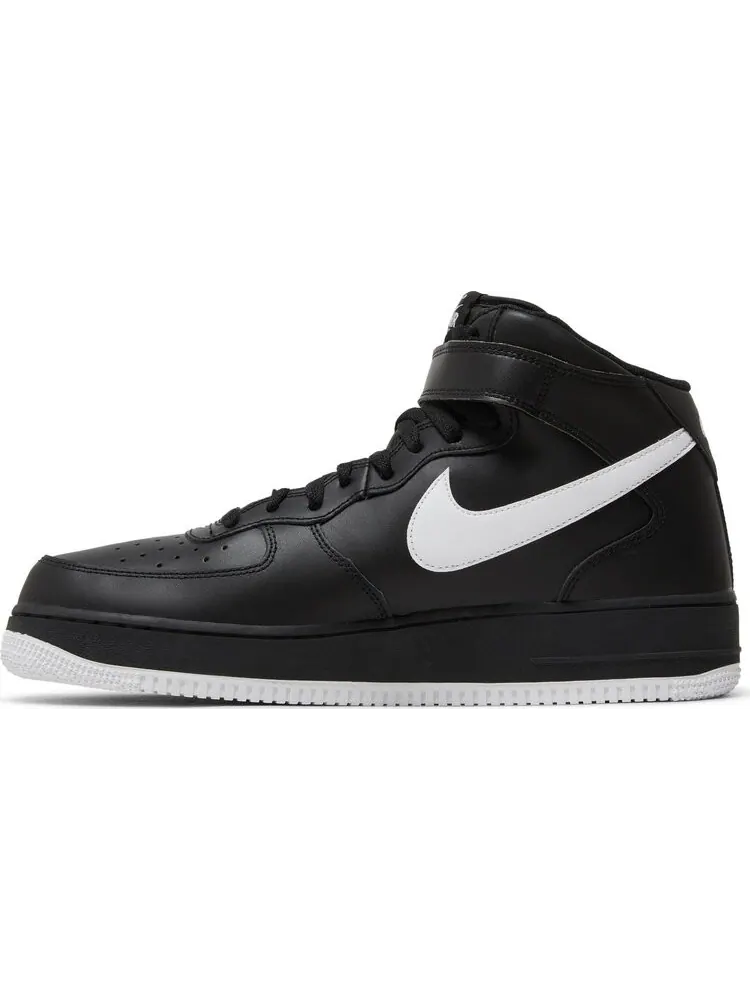 Кроссовки Air Force 1 Mid '07 'Black White' — изображение 3 из 4, черный