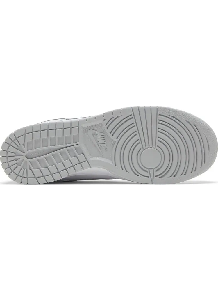 Кроссовки Dunk Low 'Pure Platinum' — изображение 4 из 4, белый