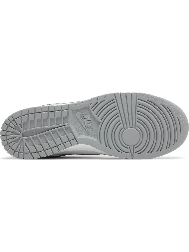 Кроссовки Dunk Low 'Summit White Light Smoke Grey' — изображение 4 из 4, серый