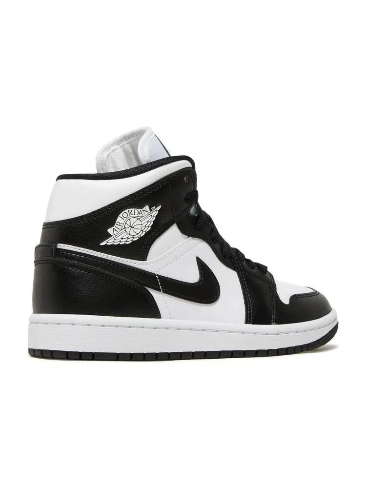 Кроссовки WMNS AIR JORDAN 1 MID 'PANDA' — изображение 3 из 4, белый