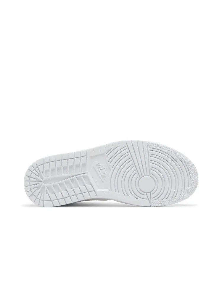 Кроссовки Air Jordan Wmns Air Jordan Mid 'Triple White' 2022 — изображение 5 из 9, белый/белый/белый