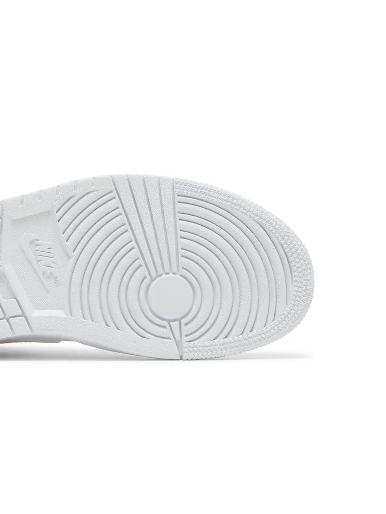 Кроссовки Air Jordan Wmns Air Jordan Mid 'Triple White' 2022 — изображение 6 из 9, белый/белый/белый