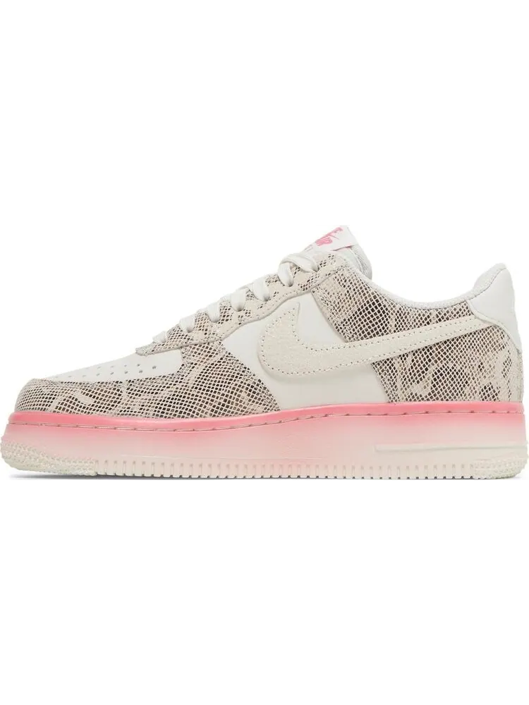 Кроссовки Nike Wmns Air Force 1 Low 'Our Force 1' — изображение 3 из 8, бежевый