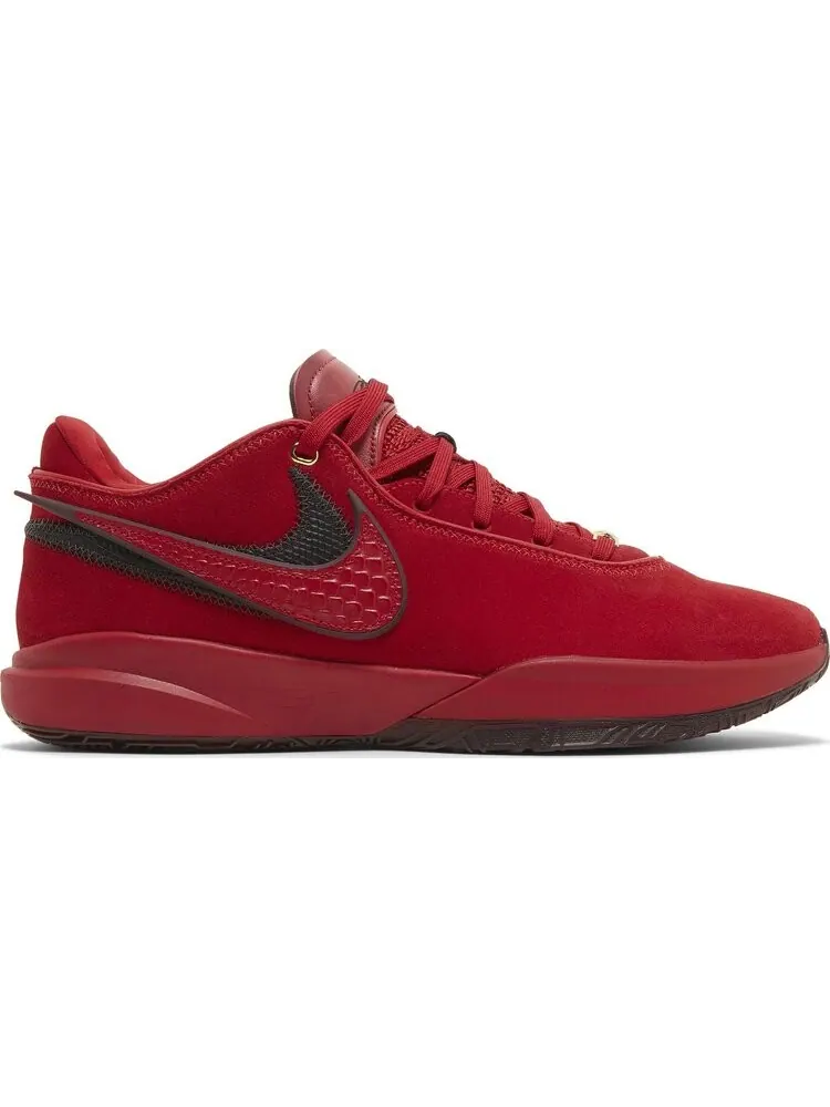 Кроссовки Nike LeBron 20 Liverpool F.C. - Красный — изображение 1 из 4