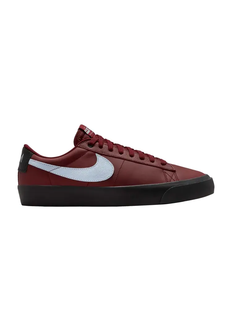 Кроссовки Nike Zoom Blazer Low Pro GT SB Dark Team Red — изображение 1 из 1, темный красный