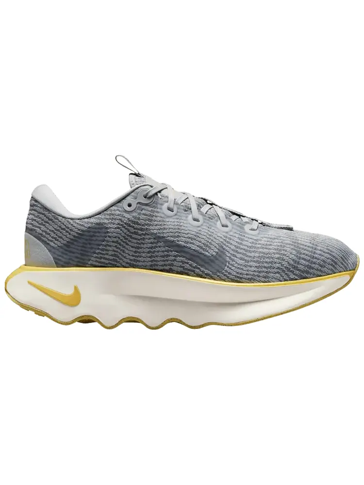 Кроссовки Nike Motiva 'Light Smoke Grey Saturn Gold' — изображение 1 из 1, серый