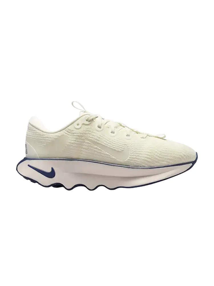 Nike Wmns Motiva 'Sail Coconut Milk' — изображение 1 из 1, бежевый