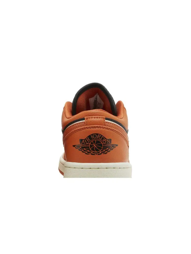 Кроссовки Air Jordan Wmns Air Jordan 1 Low SE 'Sport Spice' — изображение 8 из 9, черный
