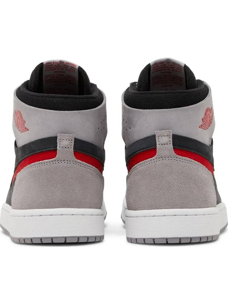 Кроссовки Air Jordan 1 High Zoom Comfort 2 Cement Fire Red — изображение 6 из 8, серый