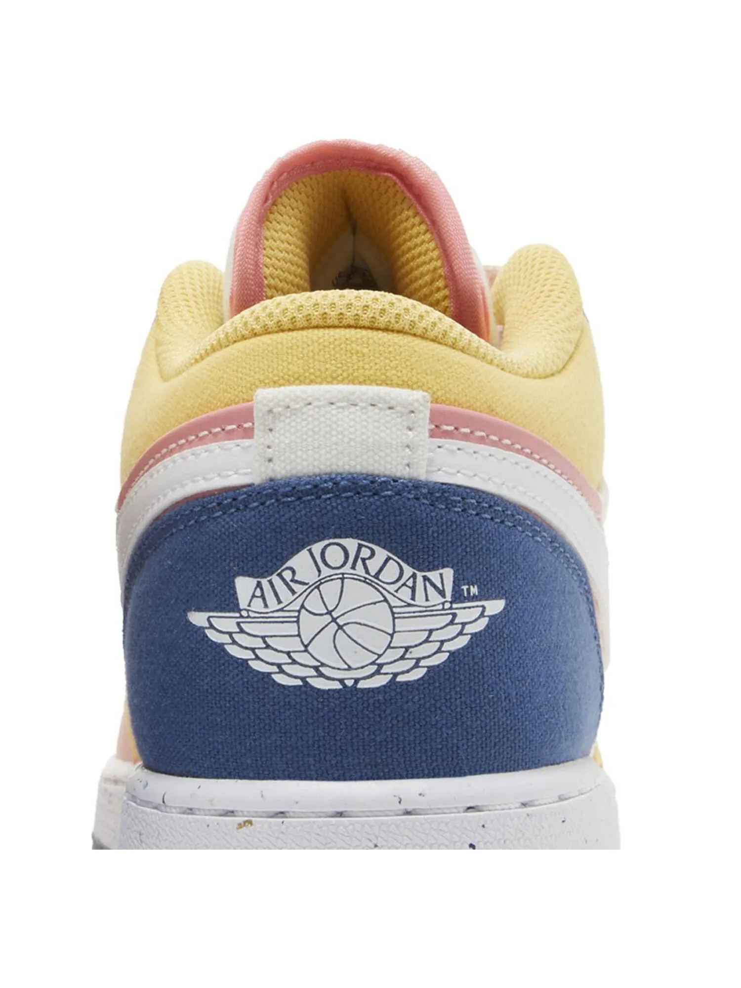 Кроссовки Air Jordan 1 Low SE GS 'Multi-Color Canvas' — изображение 7 из 8, белый