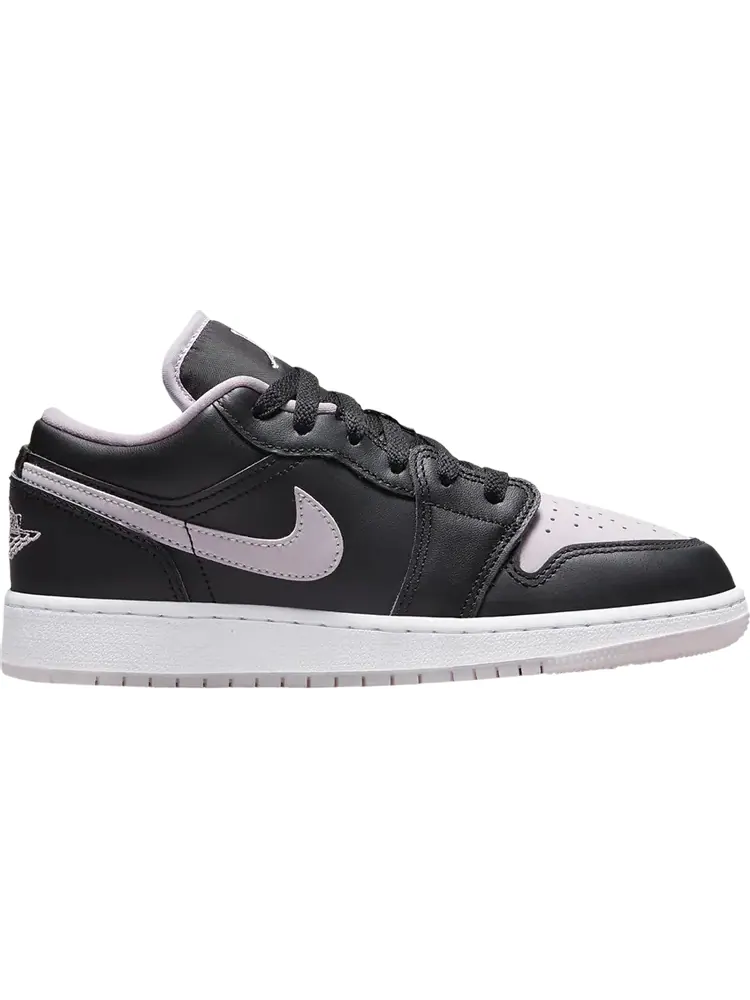 Кроссовки Air Jordan 1 Low SE GS Black Iced Lilac — изображение 1 из 1, черный