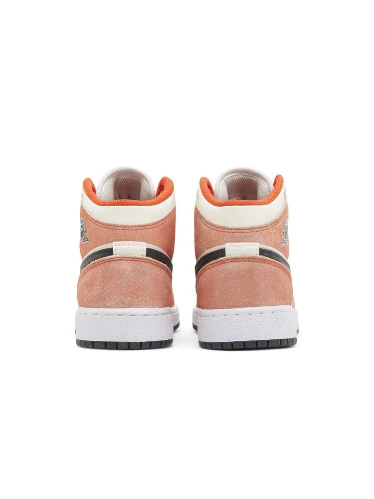 Кроссовки Air Jordan Air Jordan 1 Mid SE GS 'Orange Suede' — изображение 7 из 9
