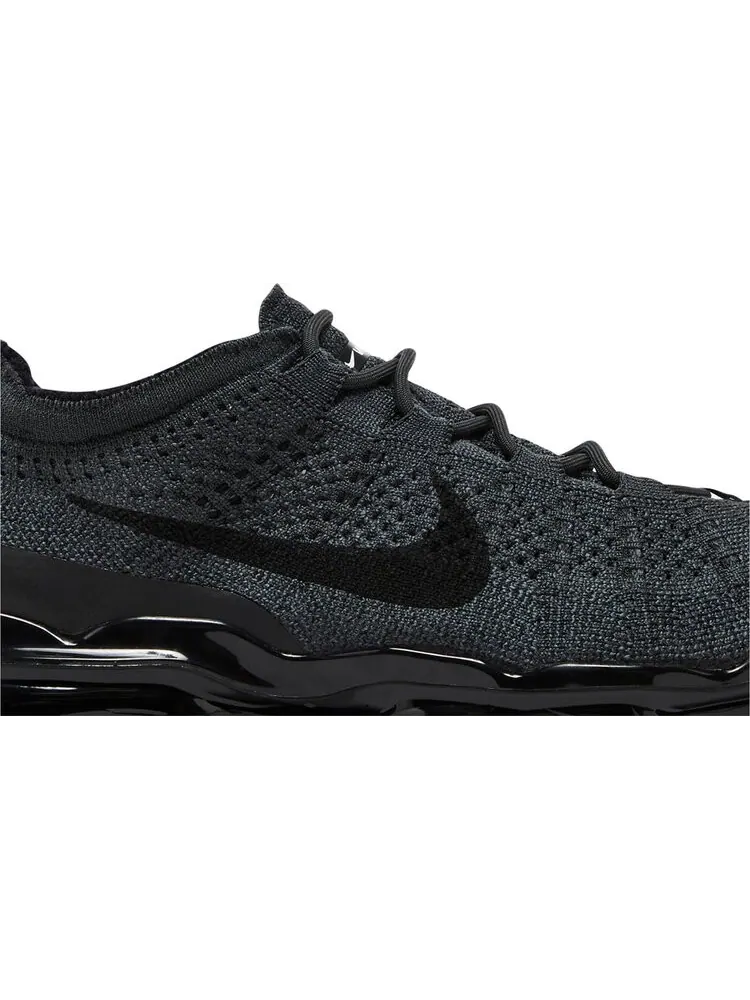 Кроссовки Air VaporMax 2023 Flyknit 'Anthracite Black' — изображение 2 из 4, черный