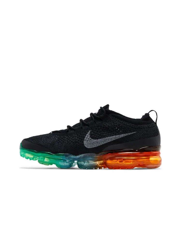 Кроссовки Air VaporMax 2023 Flyknit 'Black Green Strike Curry' — изображение 3 из 8, черный зеленый