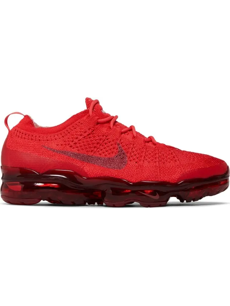 Кроссовки Air VaporMax 2023 Flyknit 'Triple Red' — изображение 1 из 4, красный