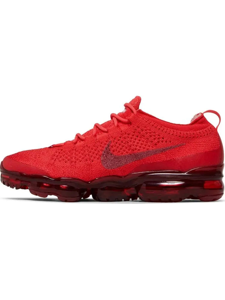 Кроссовки Air VaporMax 2023 Flyknit 'Triple Red' — изображение 3 из 4, красный