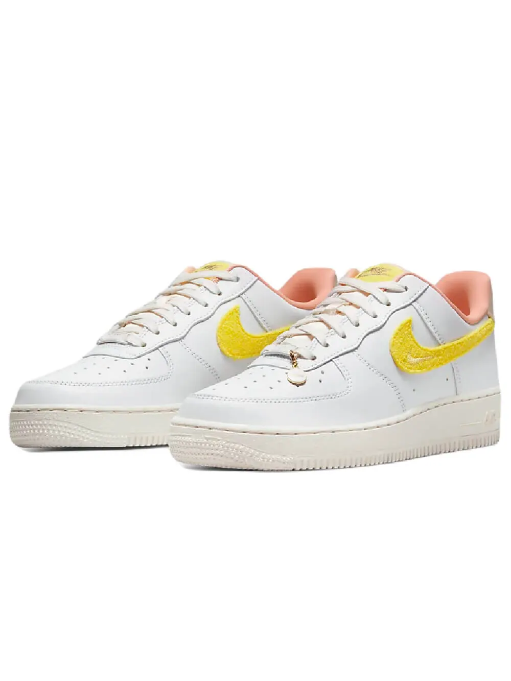 Кроссовки Nike Air Force 1 07 LX — изображение 2 из 9, белый/розовый/желтый