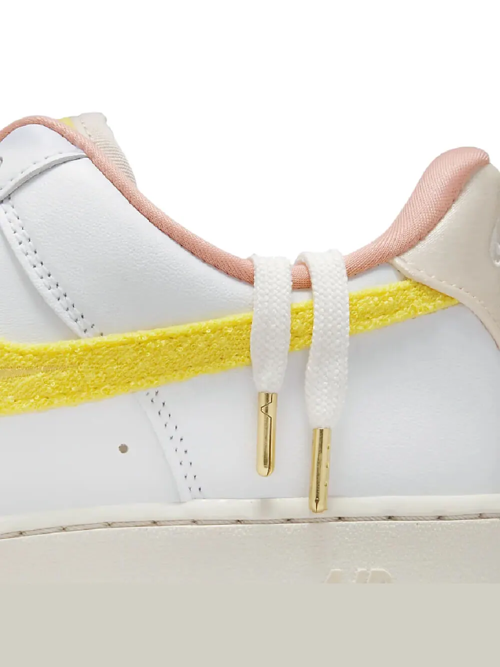 Кроссовки Nike Air Force 1 07 LX — изображение 9 из 9, белый/розовый/желтый
