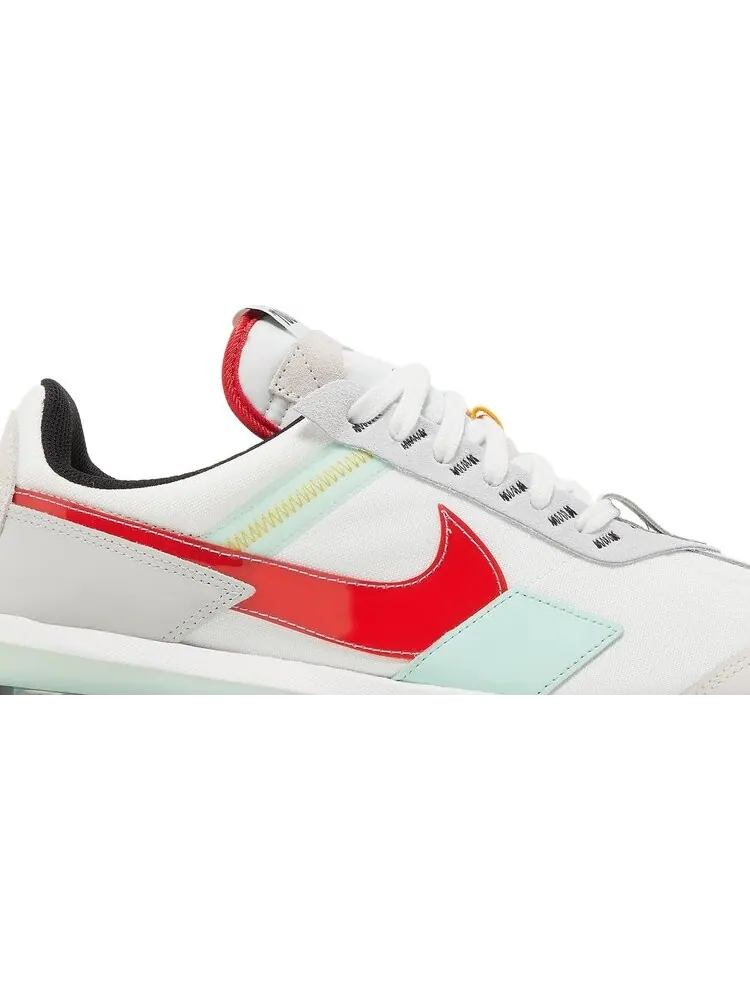 Кроссовки Nike Air Max Pre-Day 'White University Red' — изображение 2 из 8, белый