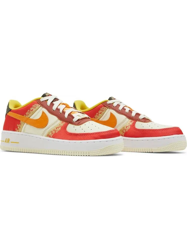 Кроссовки Nike Force 1 '07 Premium GS 'Little Accra' — изображение 8 из 8, красный