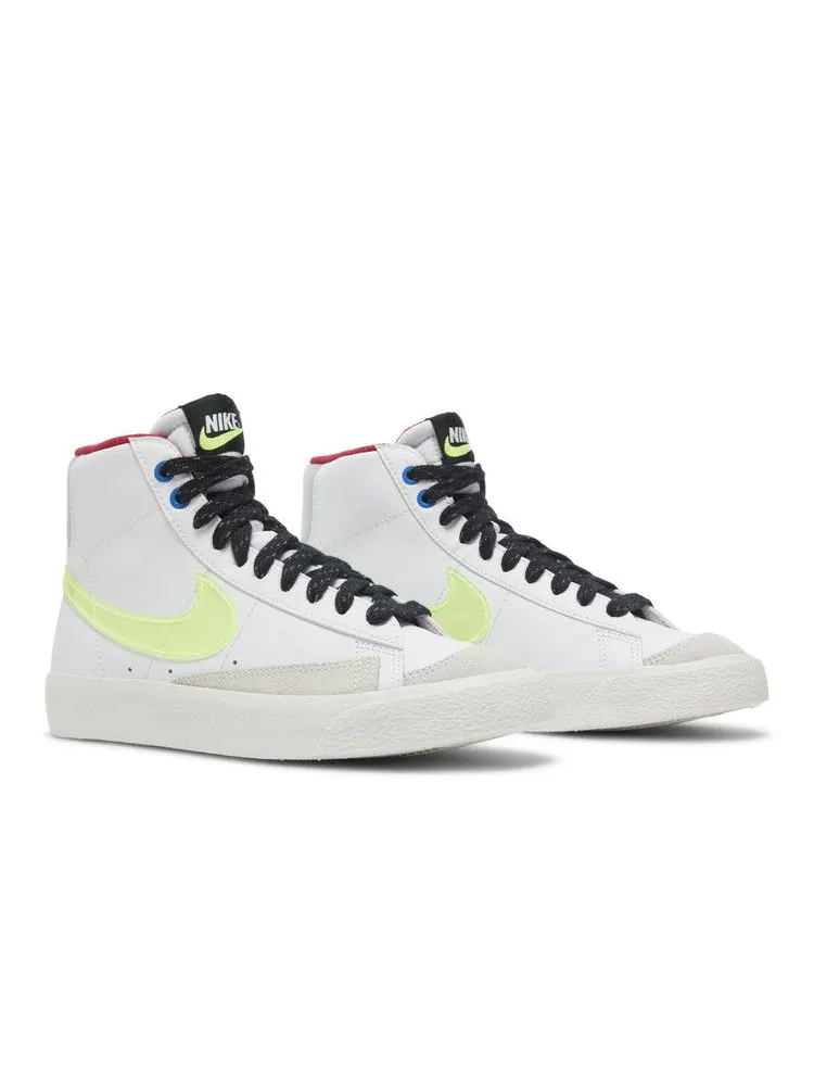 Кроссовки Nike Blazer Mid '77 GS 'White Volt Royal' — изображение 9 из 9, белый