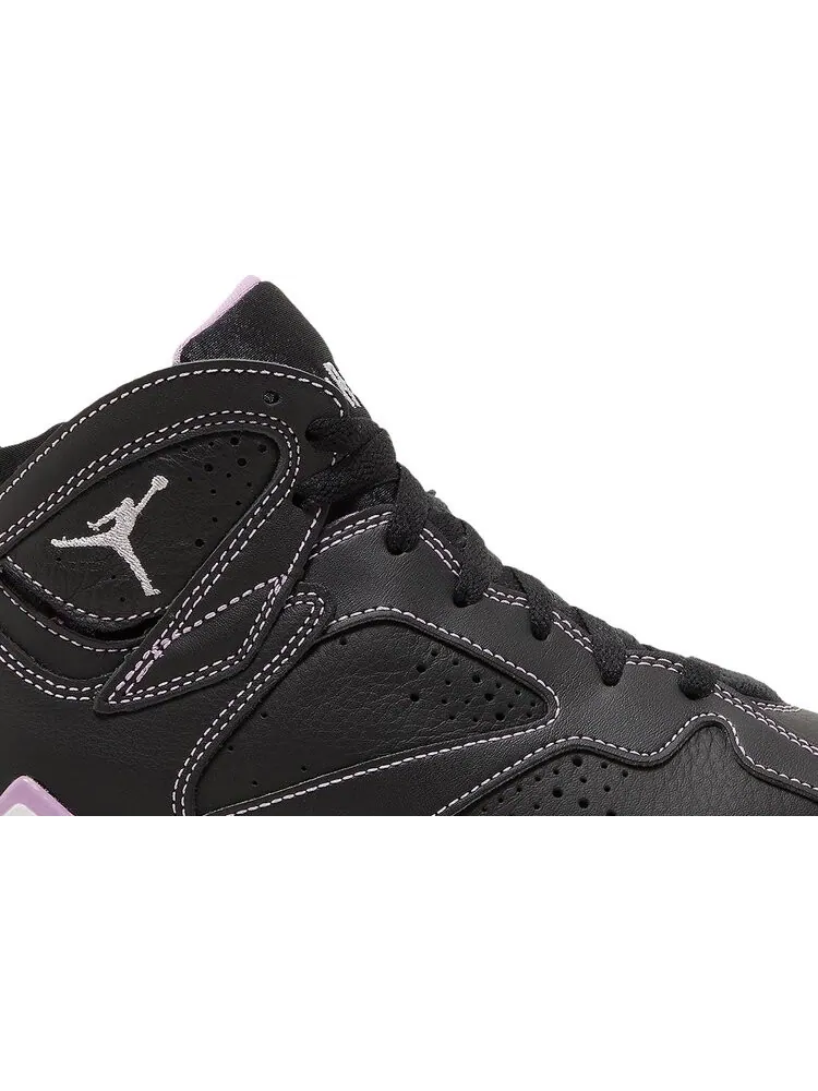 Кроссовки Air Jordan 7 Retro GS 'Barely Grape' — изображение 2 из 8, черный