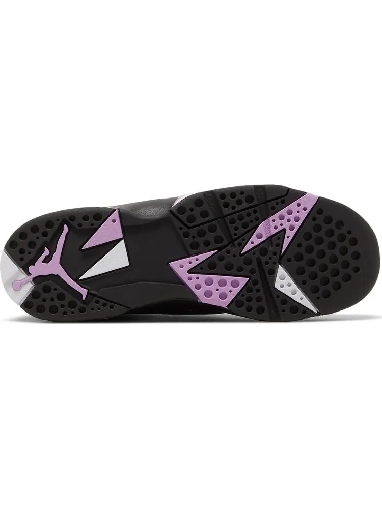 Кроссовки Air Jordan 7 Retro GS 'Barely Grape' — изображение 4 из 8, черный