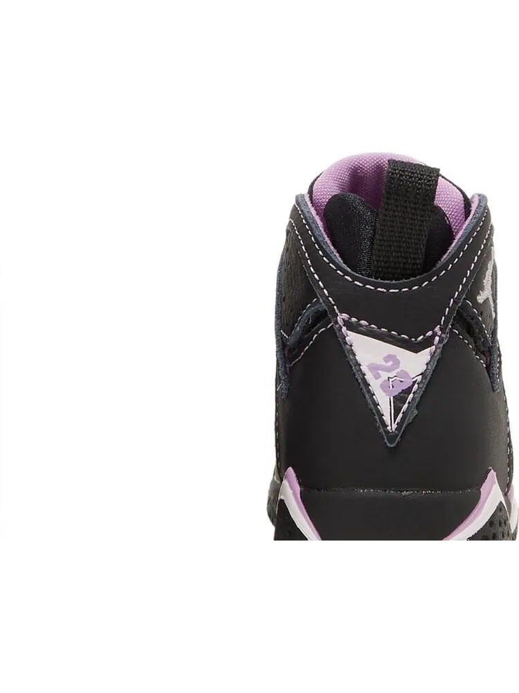 Кроссовки Air Jordan 7 Retro TD Barely Grape — изображение 7 из 8, черный